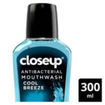 Closeup Cool Breeze Anti-Bacterial Mouth Wash 300 ml