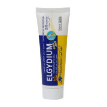 Anti-cavity toothpaste for children, banana flavor, 50 ml.