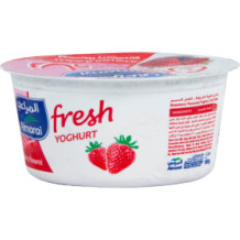 Almarai Strawberry yogurt 150 g